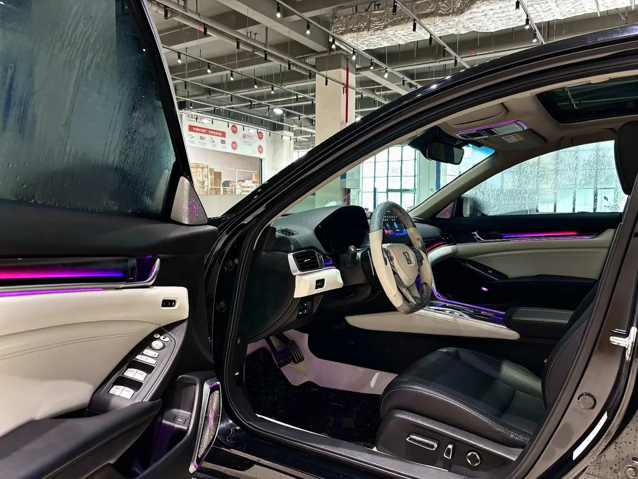 Honda 2022 10th Generation Accord Hybrid 2.0 Stepless Magic Night Reed Edition Automatic Gear 2