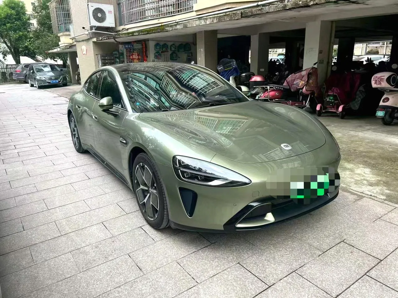 MI 2024 SU 7 700km Rear Drive Standard Founding Edition Automatic Gear 3