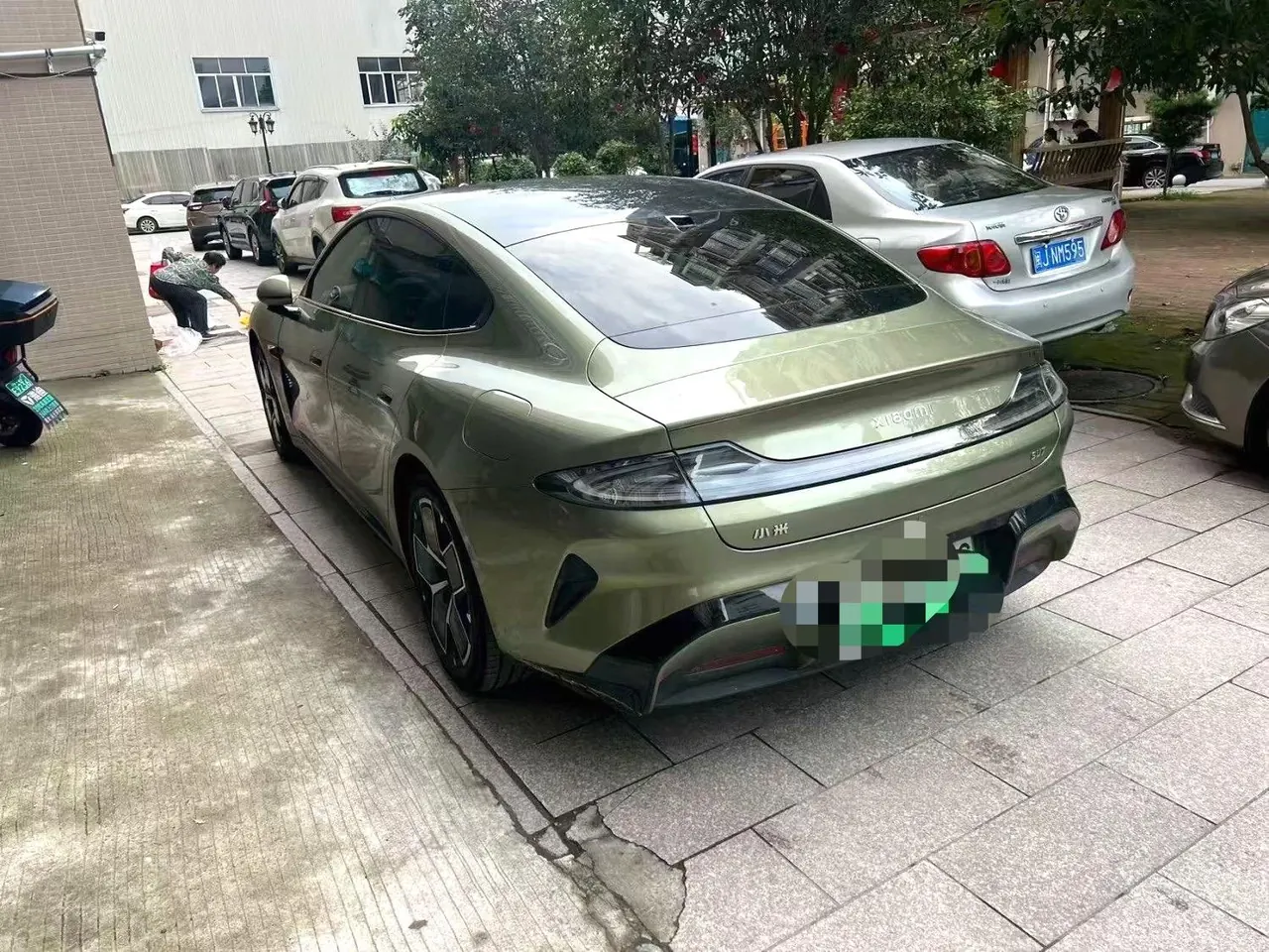 MI 2024 SU 7 700km Rear Drive Standard Founding Edition Automatic Gear 5