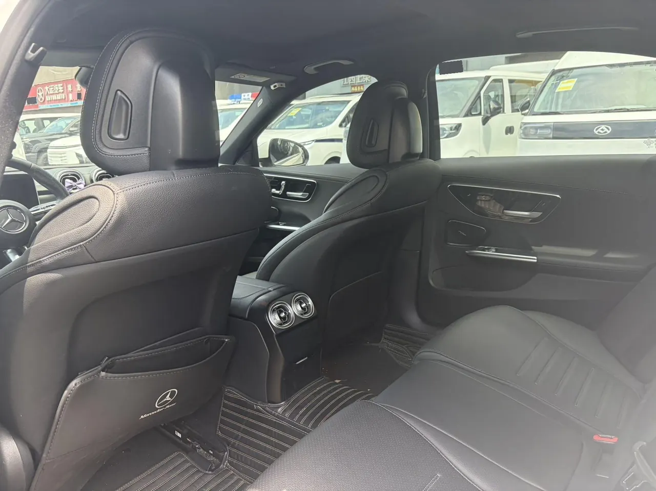 Mercedes Benz Class C 2023 C 260 L 48V 1.5T Automatic 5