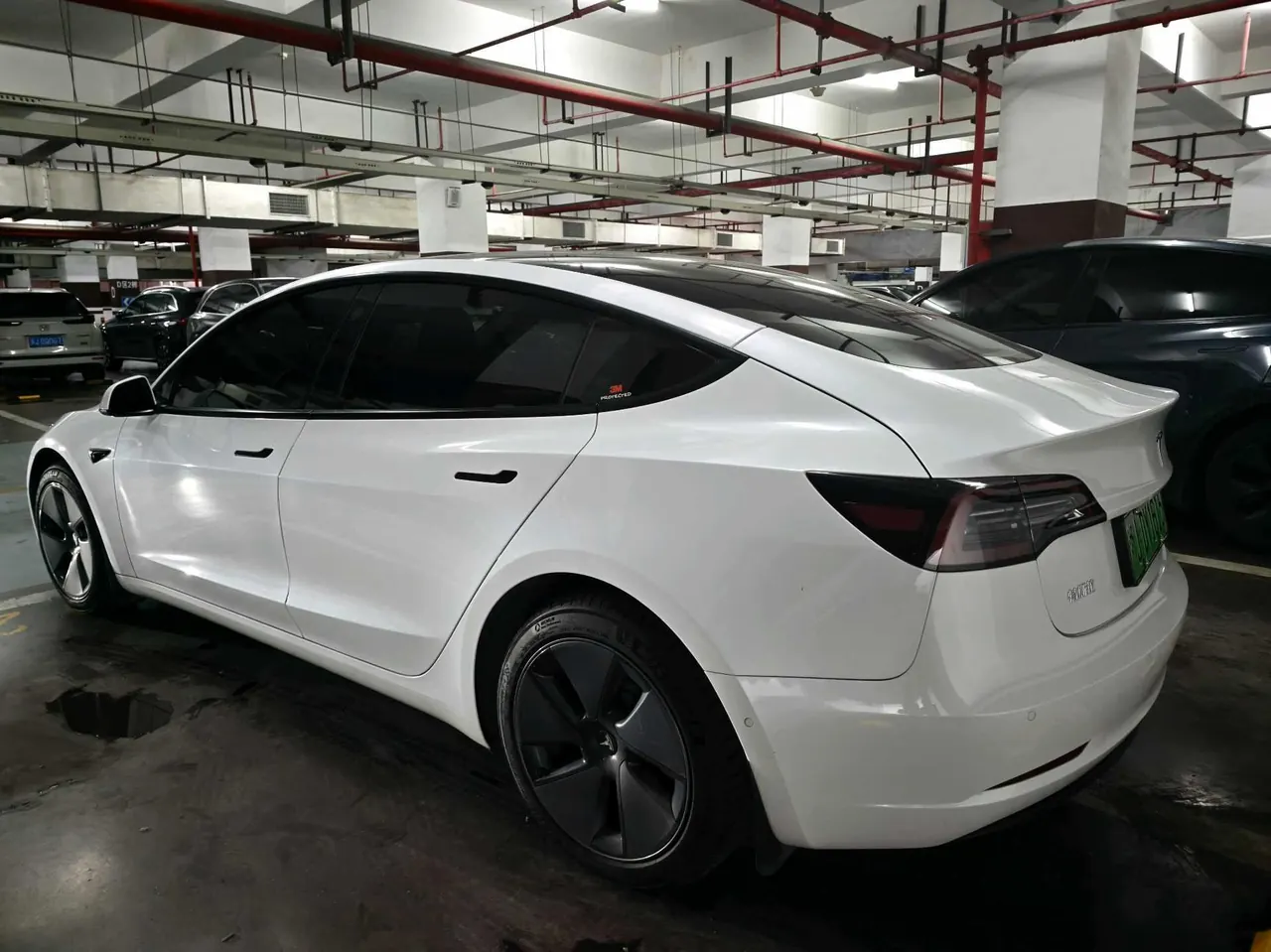 Tesla 2022 Model 3 rear-wheel drive version of automatic transmission 2
