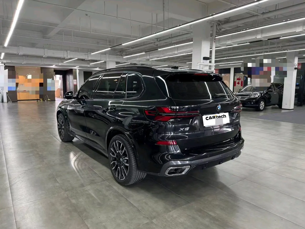 BMW 2023 X5 xDrive40Li 48V 3.0T M sports obsidian night suit automatic gear 3