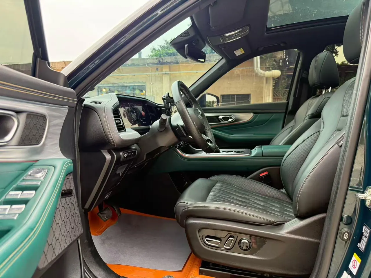 Chuanqi 2022 GS8 2.0TGDI Two-Drive Deluxe Zhilian Edition Seven-seat Automatic Gear 4