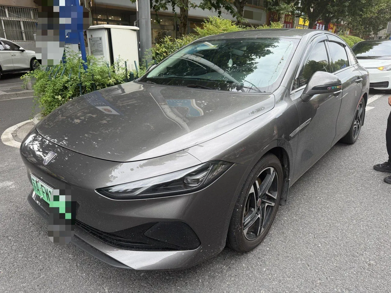 Roewe 2023 D7 DMH 1.5 125km Exceed Edition Automatic Gear - View 1