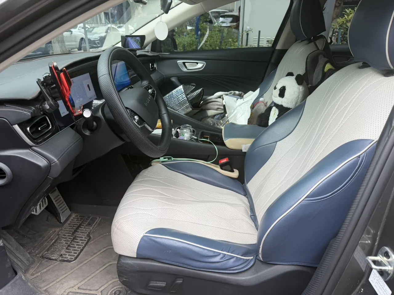 Roewe 2023 D7 DMH 1.5 125km Exceed Edition Automatic Gear 4
