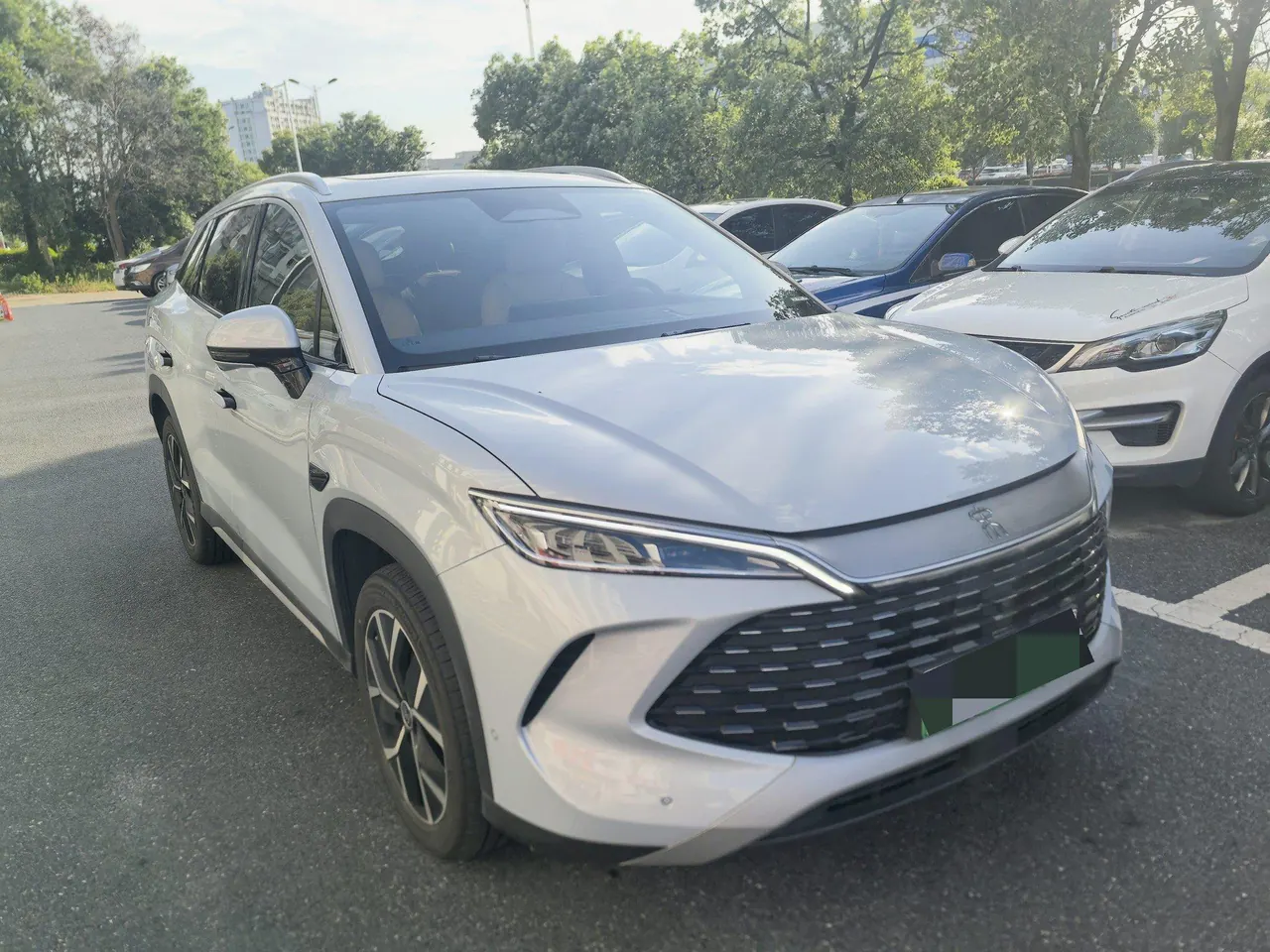 BYD 2025 Song L DM-i 1.5 Stepless Smart Driving Edition 160km Exceed Automatic Transmission 5
