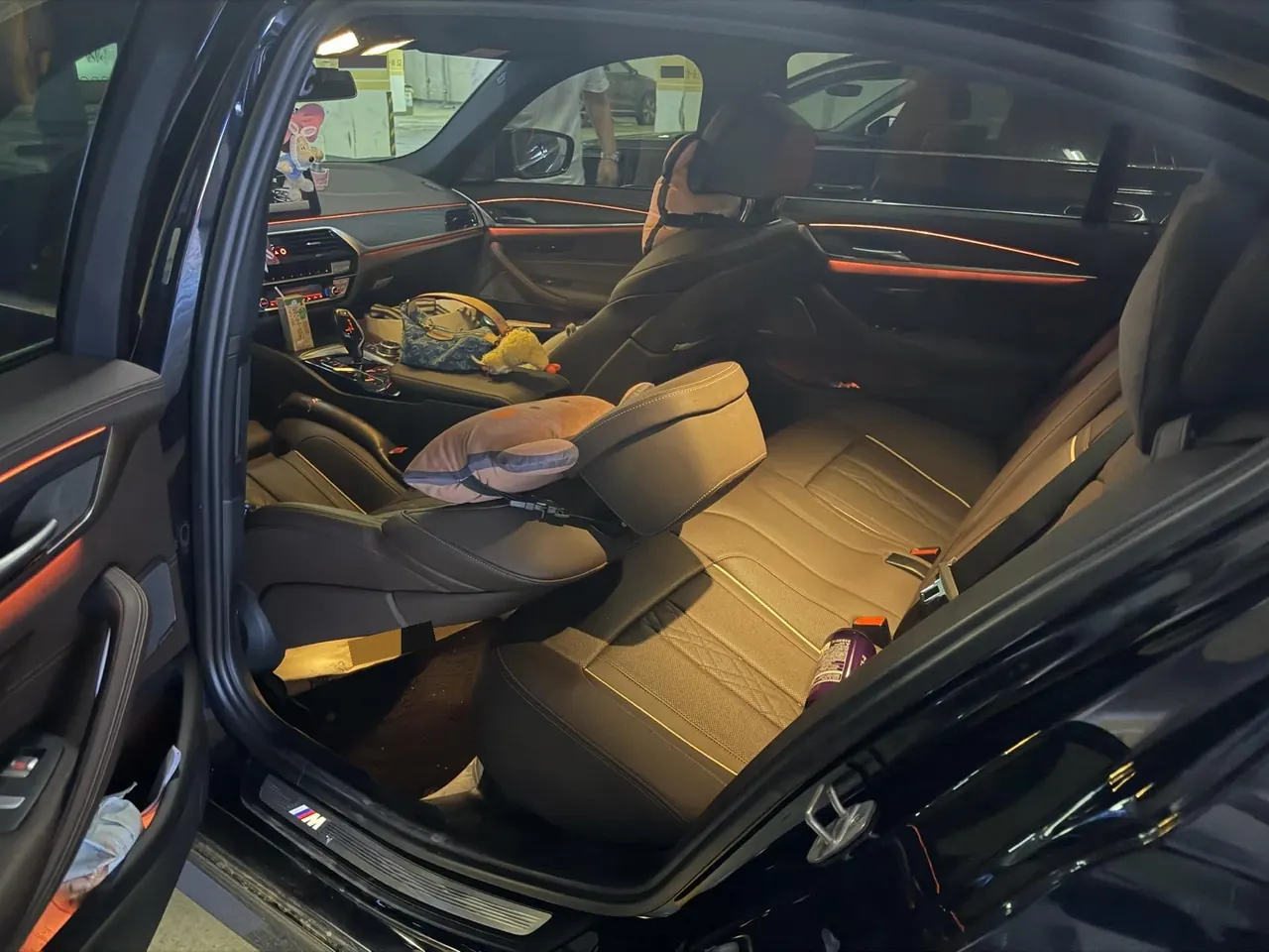 BMW 5 Series 2022 530Li 2.0T Exclusive M Sports Suit (Modified) Automatic Gear 3