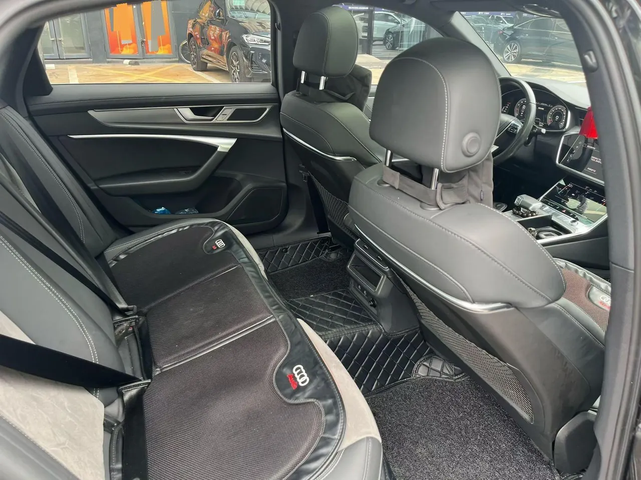 Audi 2023 A6L 2.0TFSI 40TFSI Deluxe Dynamic Automatic 5