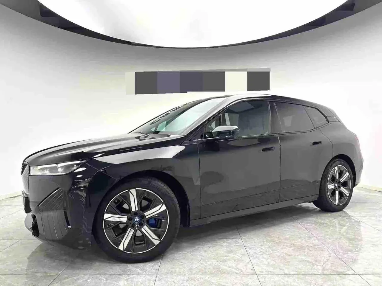 Открыть галерею: BMW iX (Imported) 2023 iX xDrive40 xDrive40 (Modified) Automatic Gear