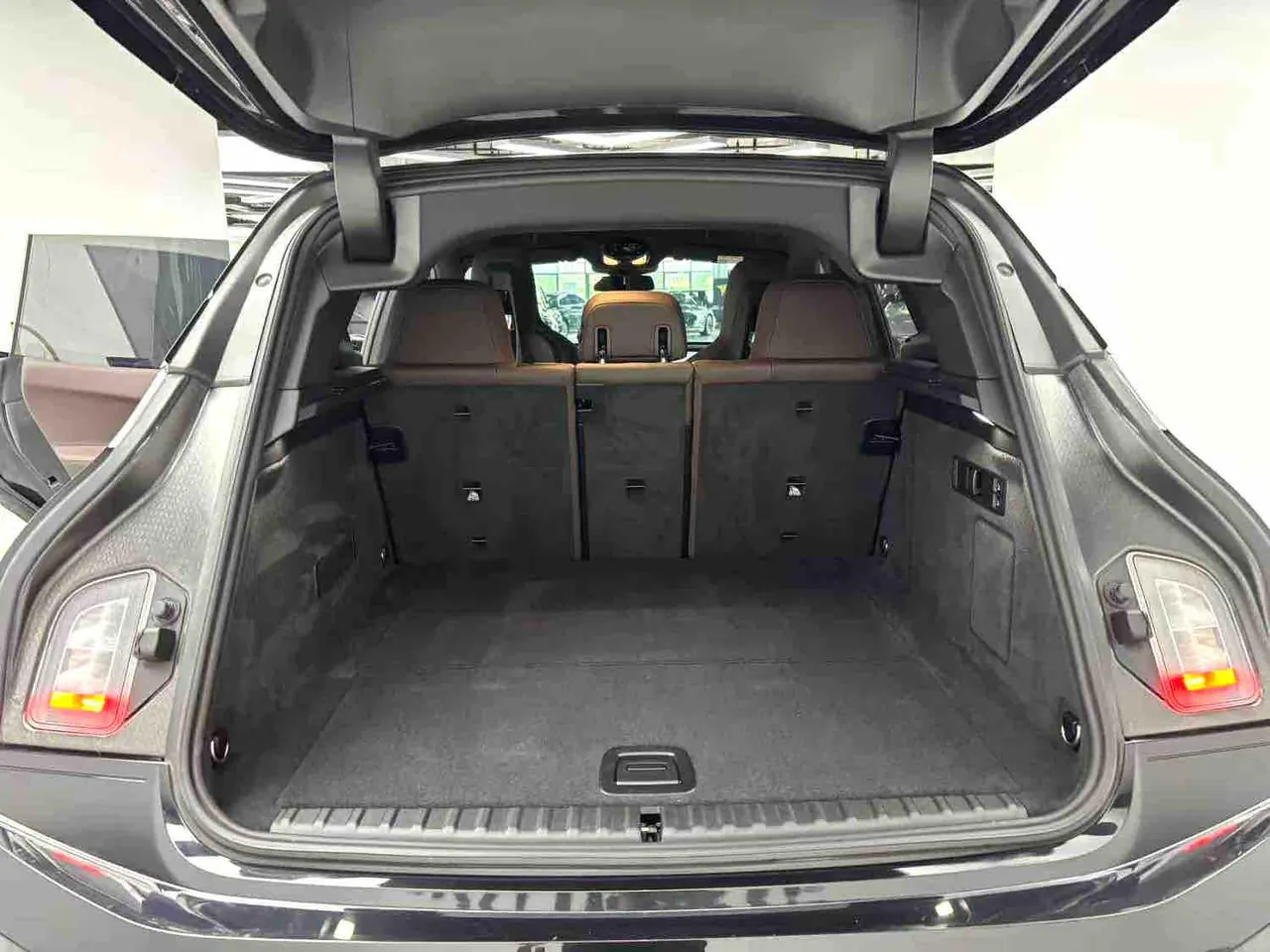 BMW iX (Imported) 2023 iX xDrive40 xDrive40 (Modified) Automatic Gear 19