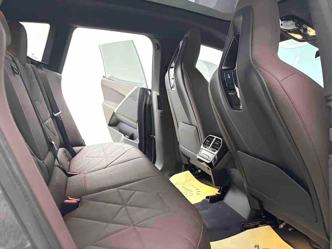 BMW iX (Imported) 2023 iX xDrive40 xDrive40 (Modified) Automatic Gear 9