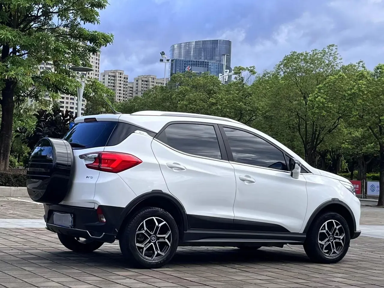 BYD yuan Pro 2023 yuan Pro 401KM luxury automatic gear 2
