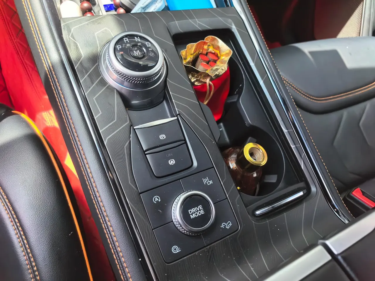 Ford 2023 Explorer 2.3T EcoBoost 285 Kunlun Peak Edition 7-seat Automatic 3