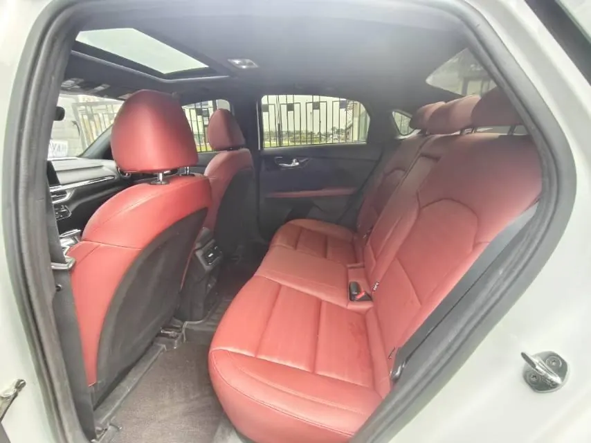 Kia 2023 K3 1.4T Premium Luxury Edition Automatic Gear 6