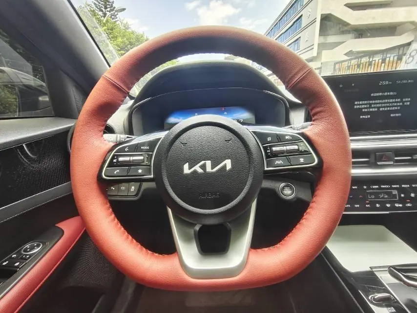 Kia 2023 K3 1.4T Premium Luxury Edition Automatic Gear 8