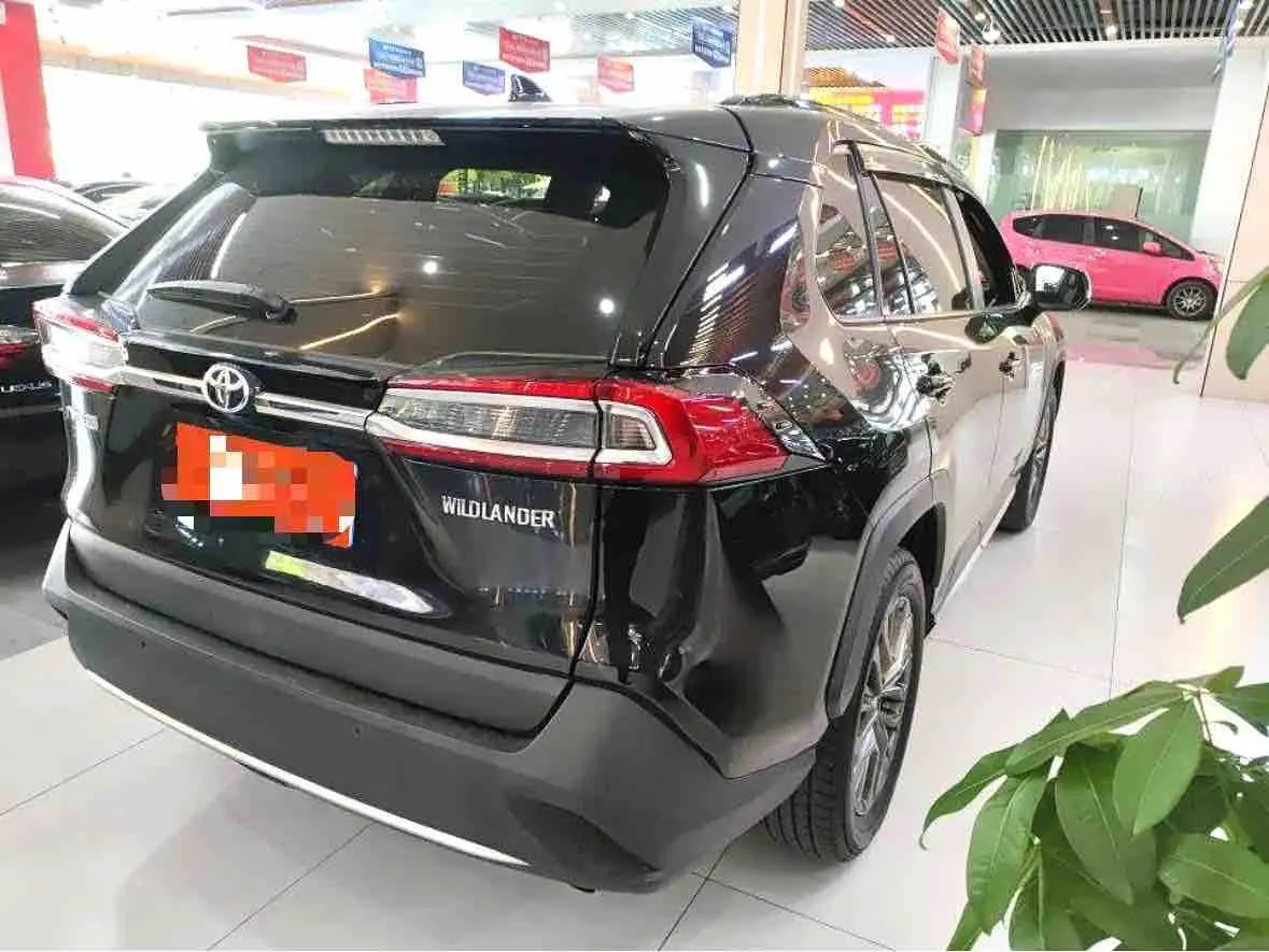 Toyota 2023 Willanda 2.0 Stepless Two-Drive Luxury PLUS Edition Automatic Gear 2