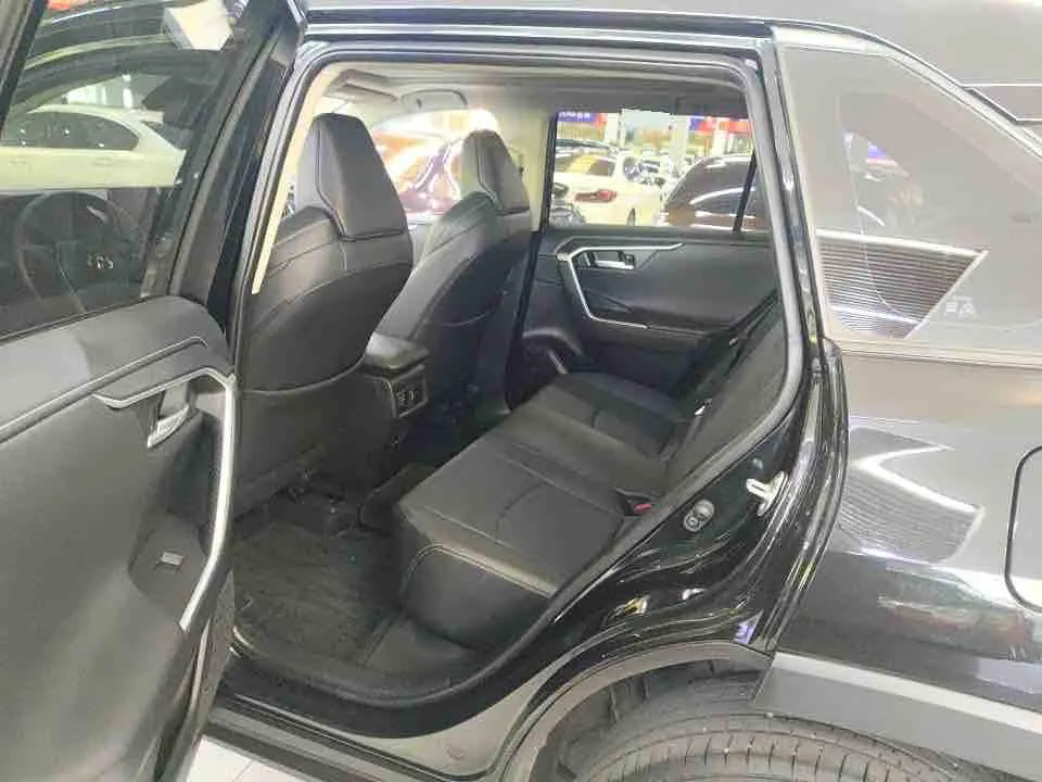 Toyota 2023 Willanda 2.0 Stepless Two-Drive Luxury PLUS Edition Automatic Gear 5