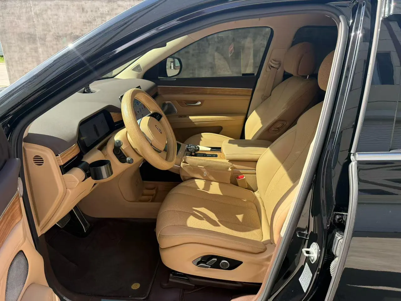 AITO 2024 AITO M7 Smart Drive Four-wheel Drive Pro Edition 5-seat Automatic Gear 9