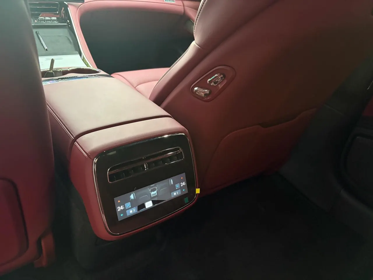 Denza 2026 Denza Z9GT Flash Charge Honorable Automatic Transmission 7