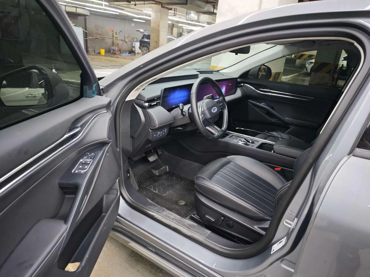 Ford 2025 Mondeo 1.5T EcoBoost Luxury Automatic Gear 2