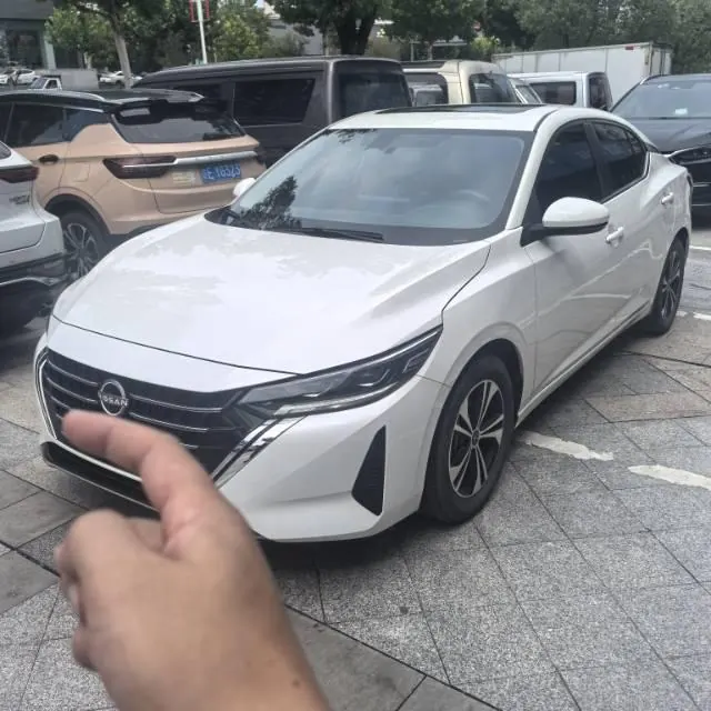 打开图片灯箱:Nissan 2023 Sylphy 1.6 Stepless Intelligent Driving Edition Automatic Transmission