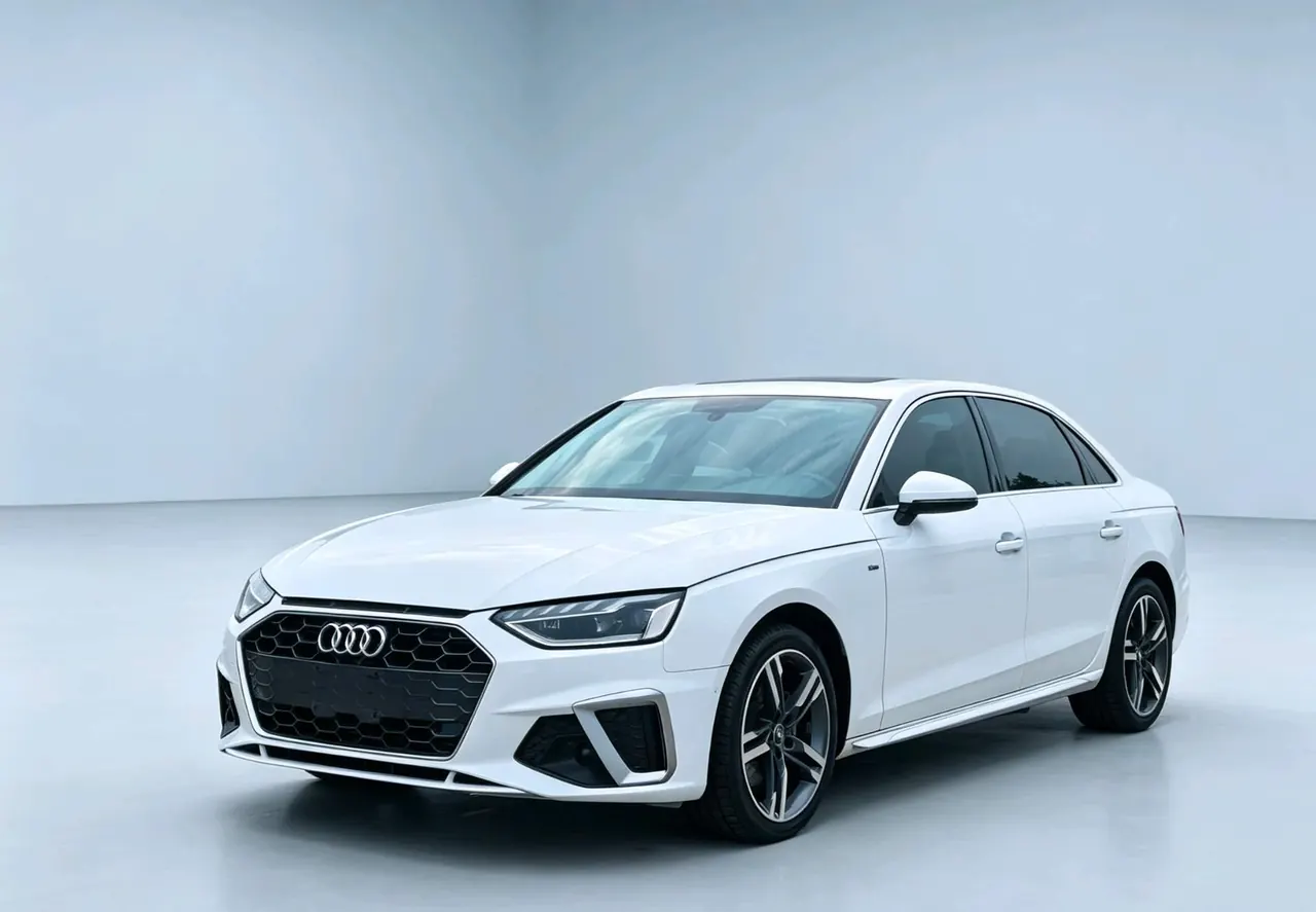 Audi 2022 A4L 2.0TFSI 40TFSI Fashion Dynamic Automatic - View 1