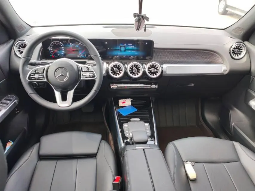 Mercedes Benz 2023 GLB 220 2.0T Dynamic Automatic 6