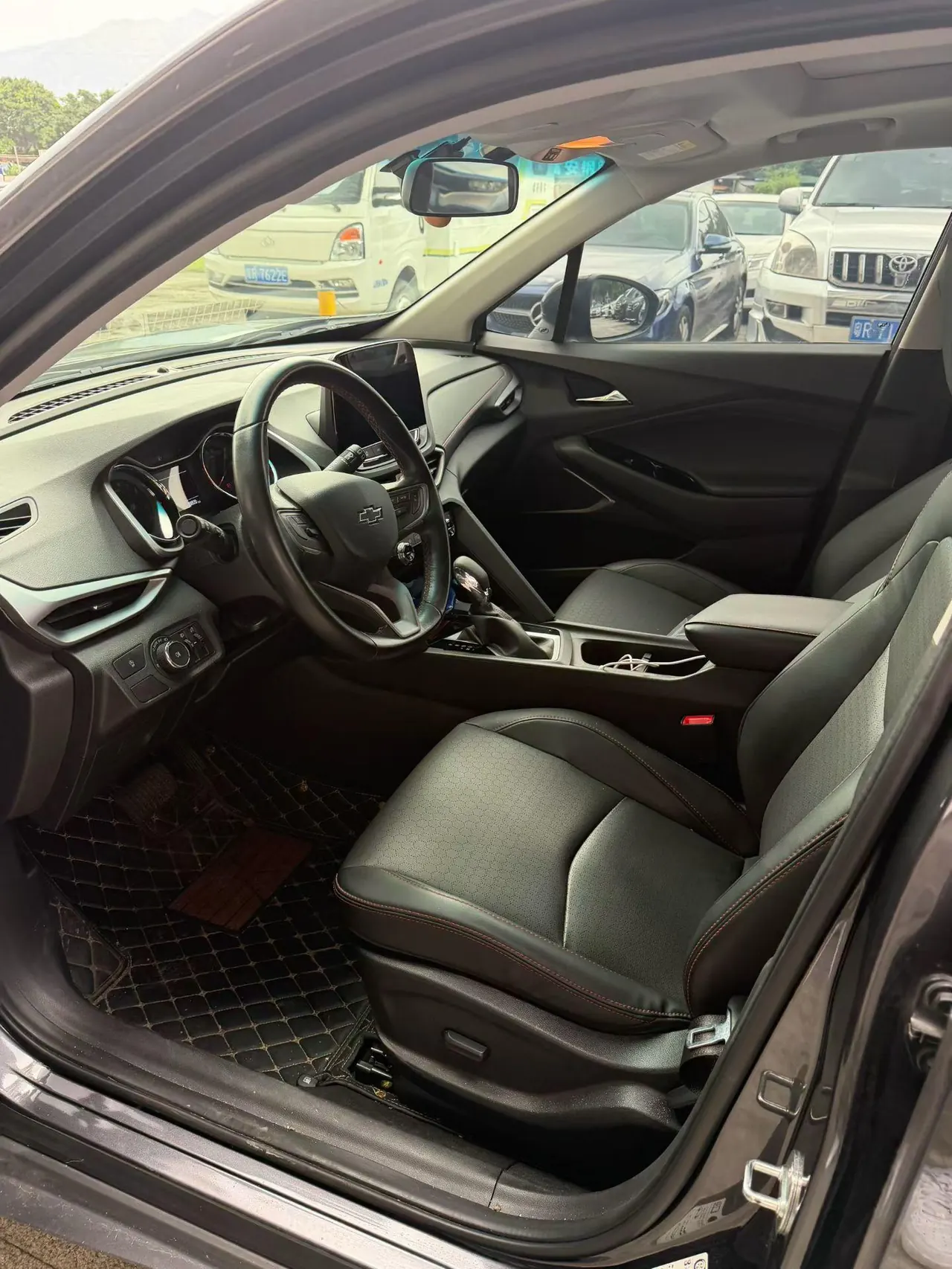 Chevrolet 2020 Volando 48V 1.3T Redline 530T Vertical Edition (52) Automatic Gear 2