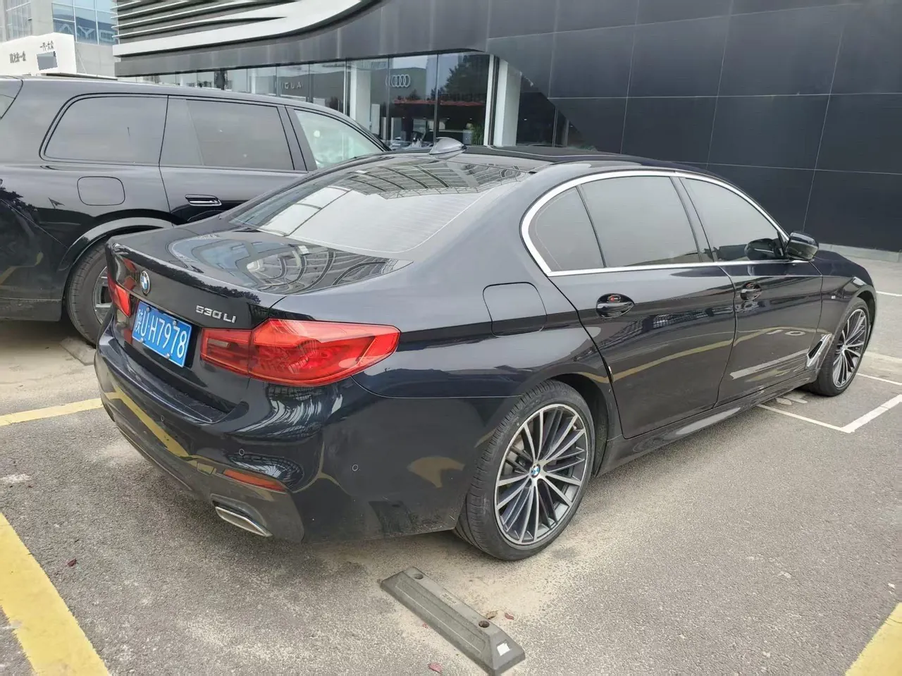 BMW 5 Series 2020 530Li 2.0T Leading M Sports Suit Automatic Gear 5