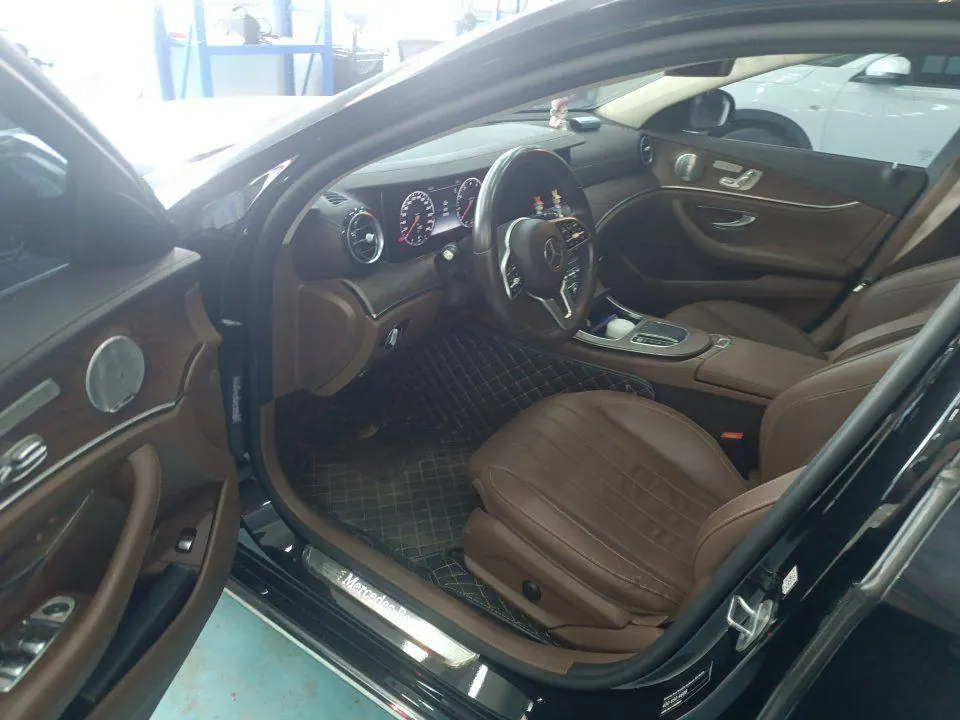 Mercedes Benz E-Class 2020 E 300 L 2.0T Special Edition (Modified) Automatic Gear 4