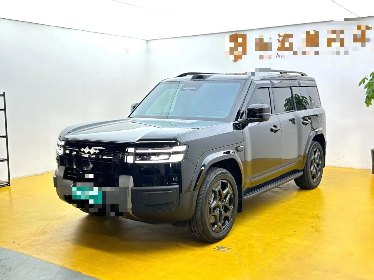 Открыть галерею: FangChengBao 2025 titanium 7 1.5T stepless 190KM four-wheel drive Ultra version of automatic gear