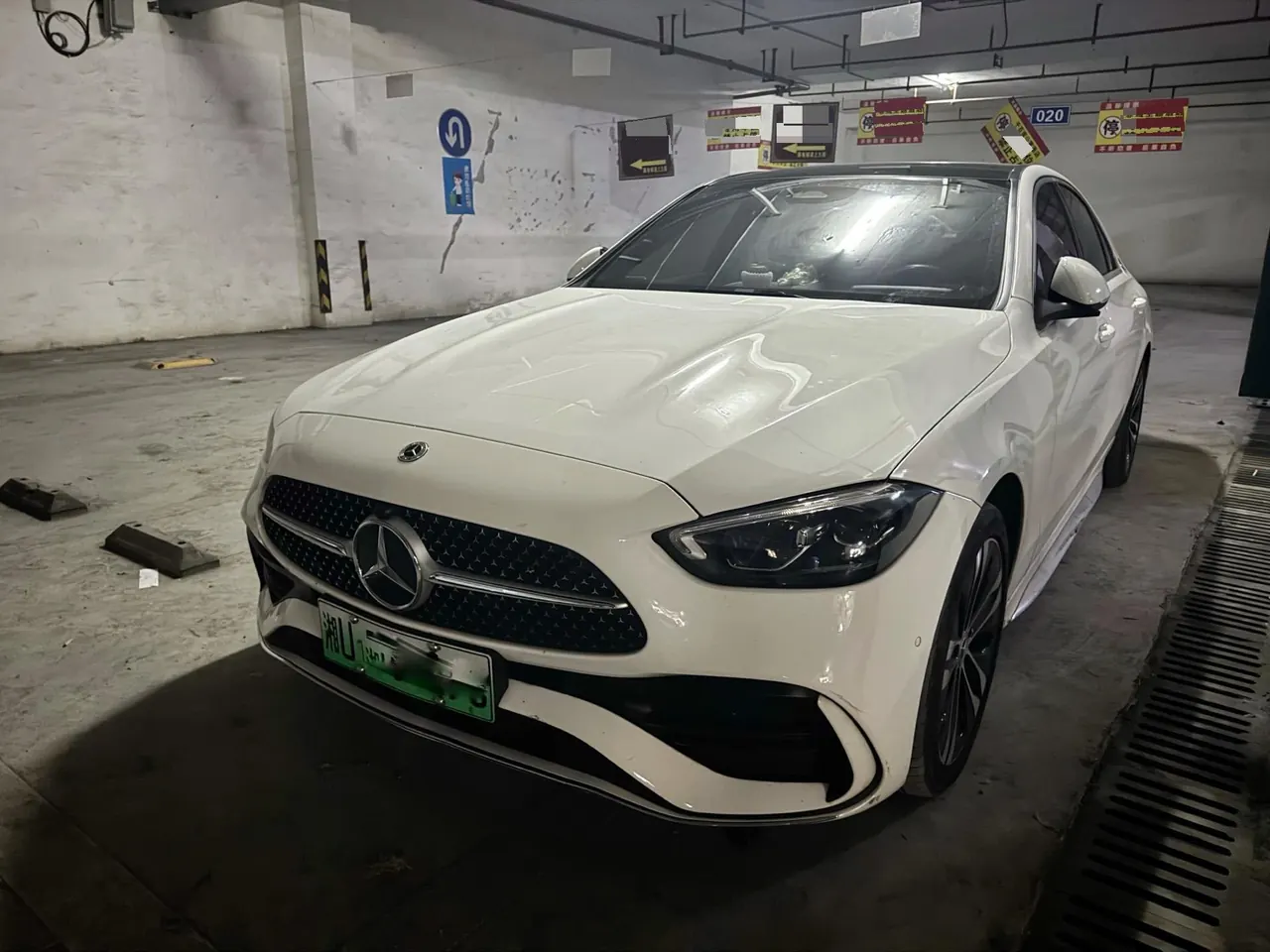 Mercedes Benz Class C 2024 C 350 e L 2.0T (changed) automatic gear - View 1