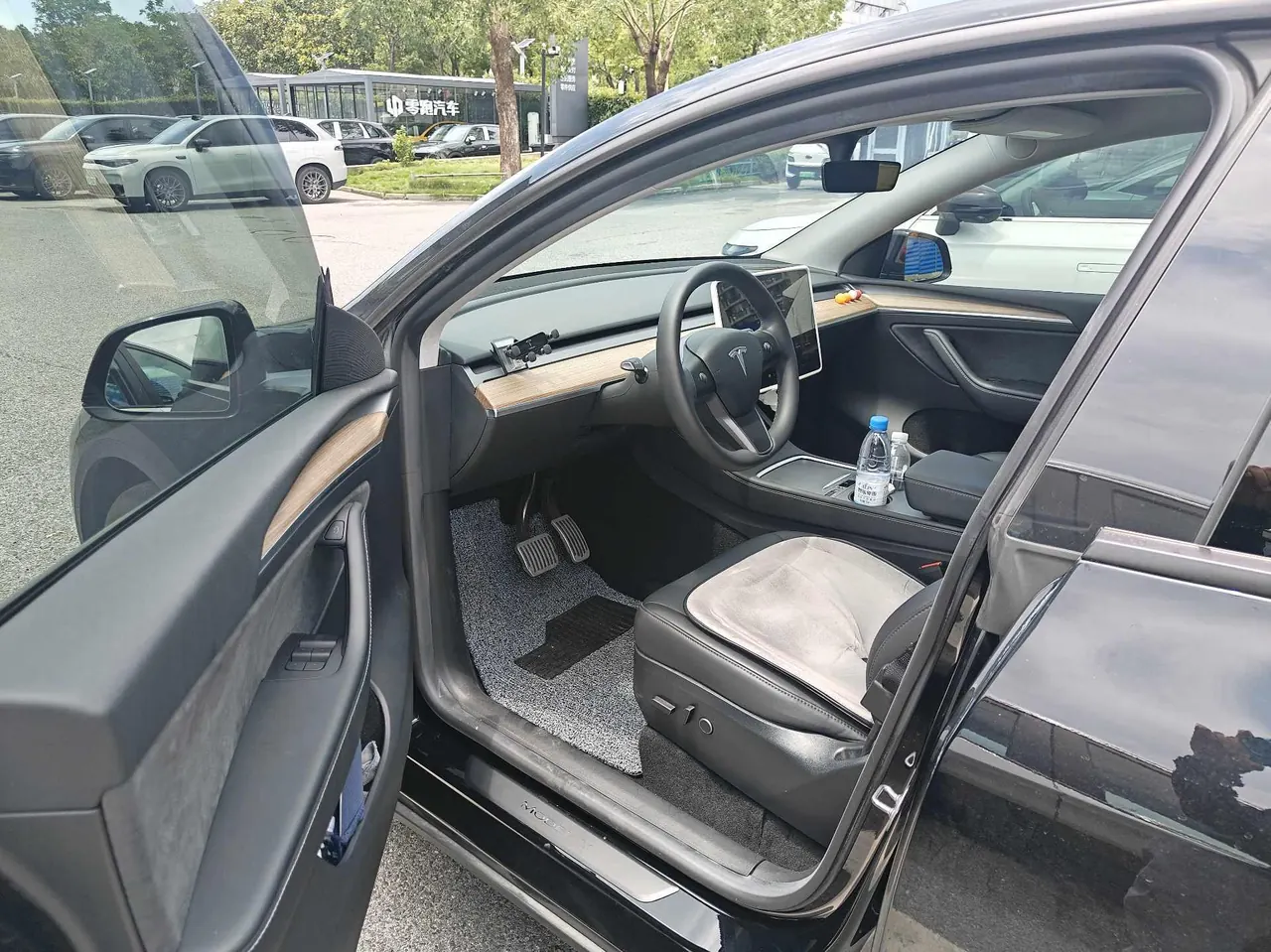 Tesla 2022 Model Y rear-wheel drive version (facelift) automatic gear 7
