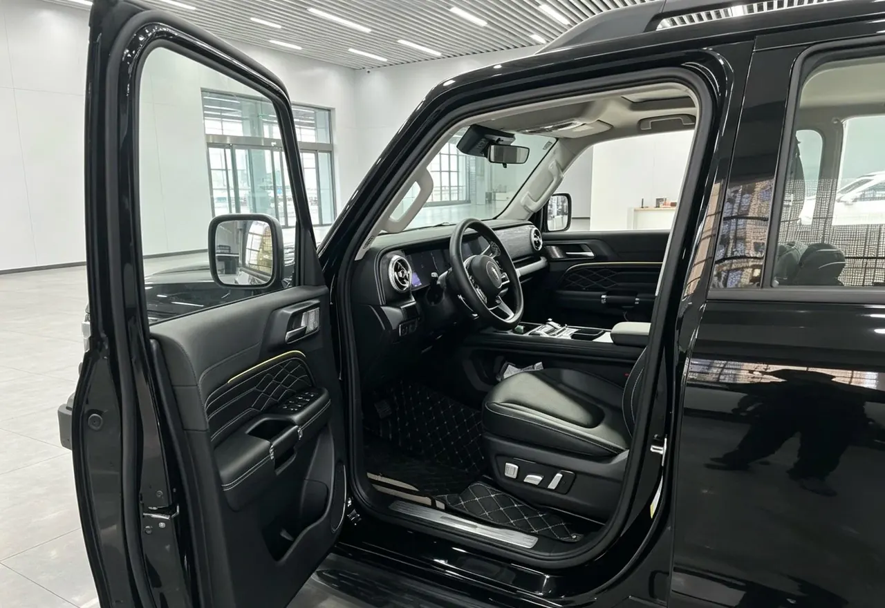 Tank 2025 Tank 300 2.4T Diesel Edition Automatic Gear 2