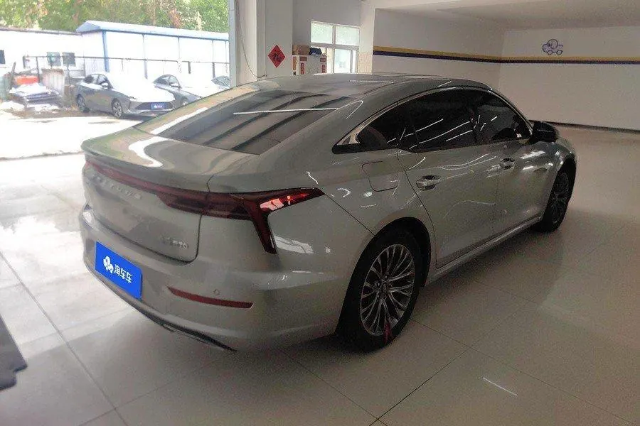 Bestune 2023 B70 1.5T enjoy automatic gear 3