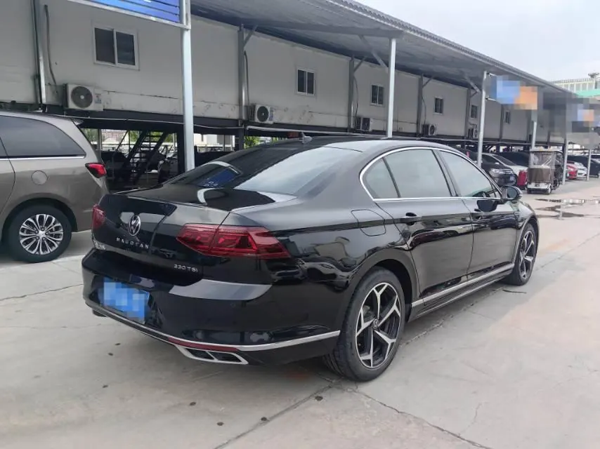 Volkswagen 2023 Magotan 2.0TSI 330TSI 2 million Commemorative Luxury Automatic Gear 4