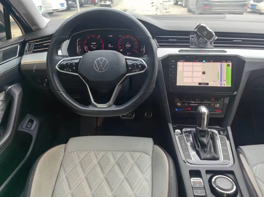 Volkswagen 2023 Magotan 2.0TSI 330TSI 2 million Commemorative Luxury Automatic Gear 6