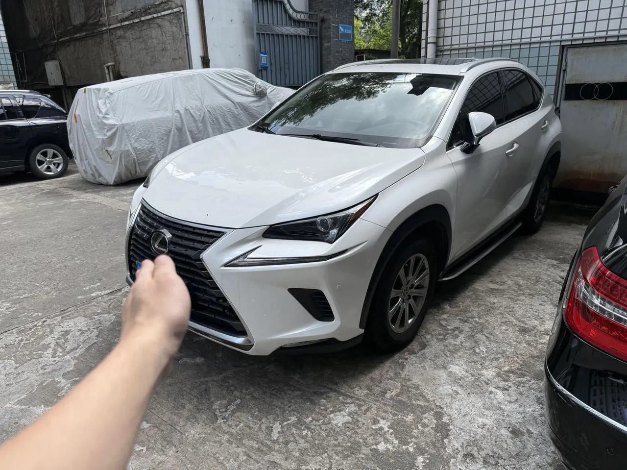 Открыть галерею: Lexus NX (Imported) 2020 NX200 2.0 Stepless Front Edition Automatic Gear