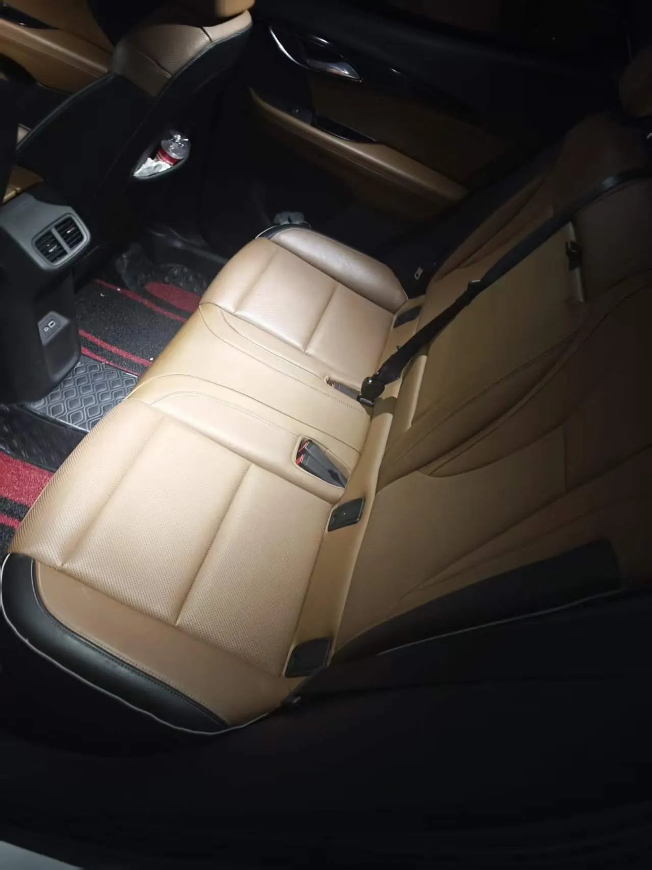 Buick 2020 Angkewei S 2.0T 652T Two-Drive Limited S Sports Edition Automatic Gear 3