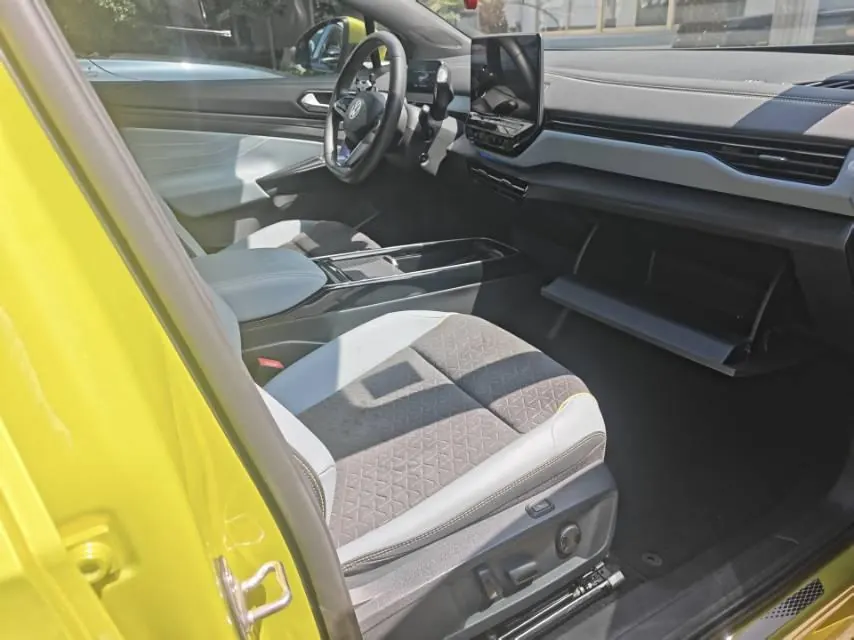 Volkswagen 2021 ID. 4 X Pure Long Endurance Edition Automatic Transmission 3