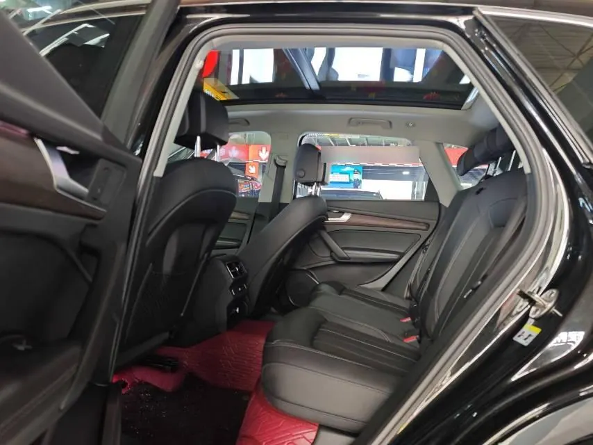 Audi 2023 Q5L 2.0TFSI 40TFSI Deluxe Elegant Automatic 3