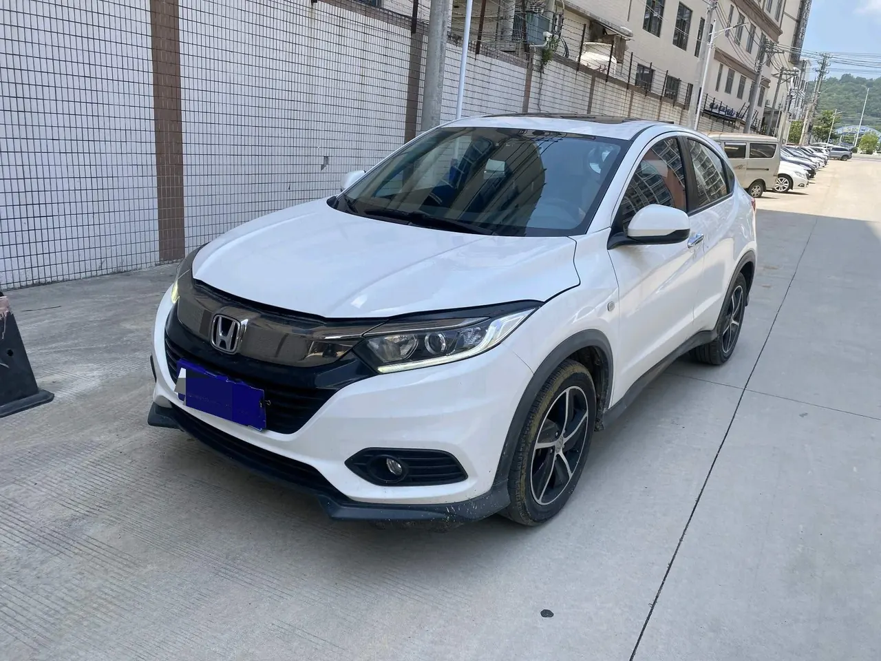 Открыть галерею: Honda 2020 Binzhi 1.5 Stepless Elite Edition Automatic Transmission