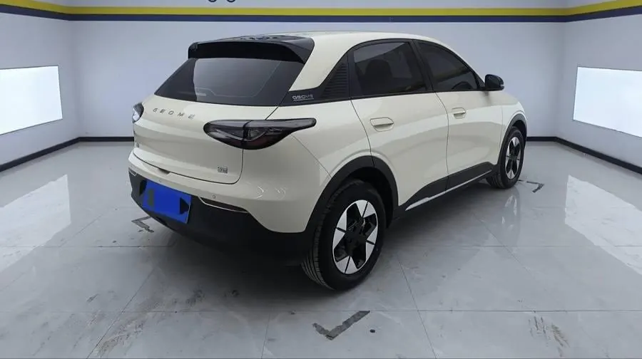 Geely 2025 Star Wish UP 410km Discovery Edition Automatic Gear 3