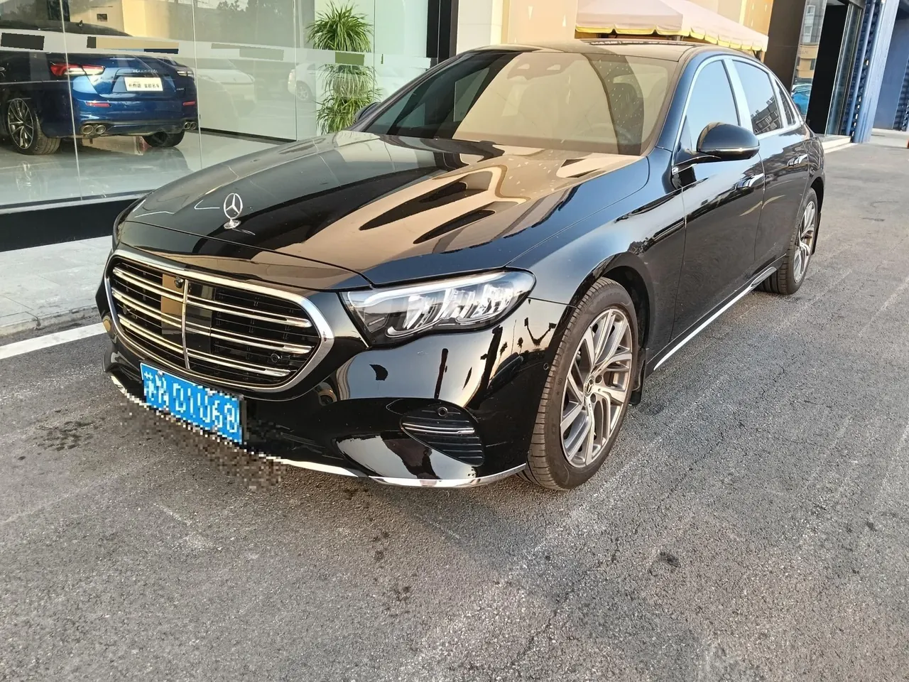 Mercedes Benz E Class 2024 E 300 L 48V 2.0T Fashion (Modified) Automatic Gear - View 1