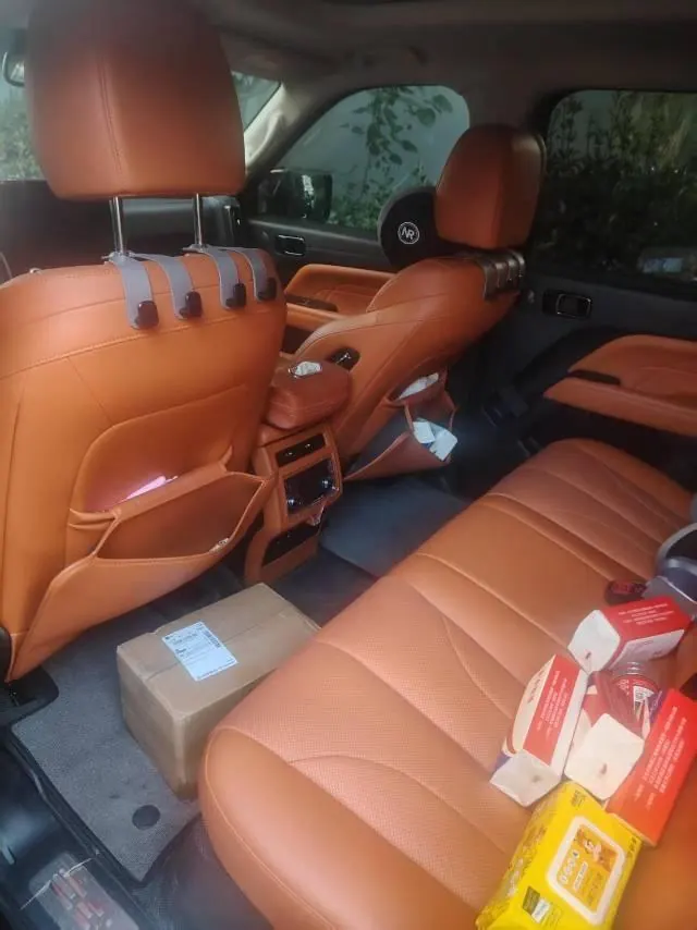 Haval 2024 H9 2.0T 4-wheel drive extension version automatic gear 3