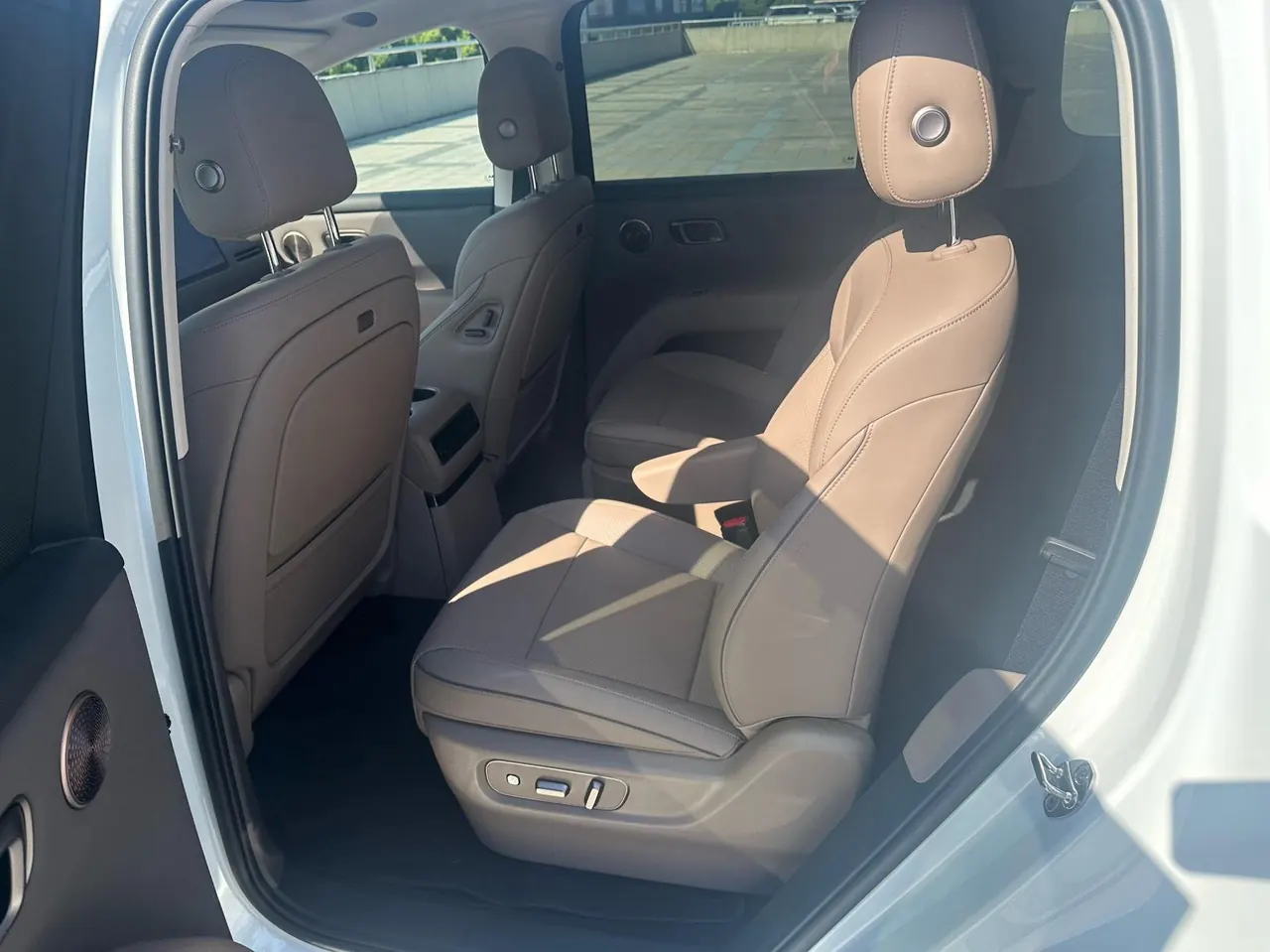 Li 2025 i8 Standard Edition Automatic Gear 11
