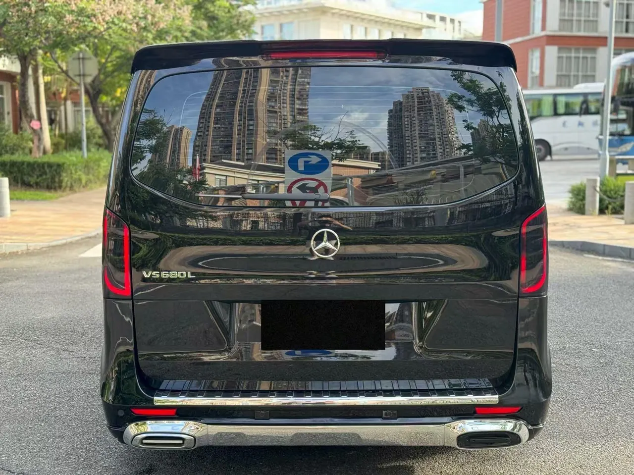 Mercedes Benz 2023 Vito 2.0T Business Edition 7-seat Automatic Gear 5