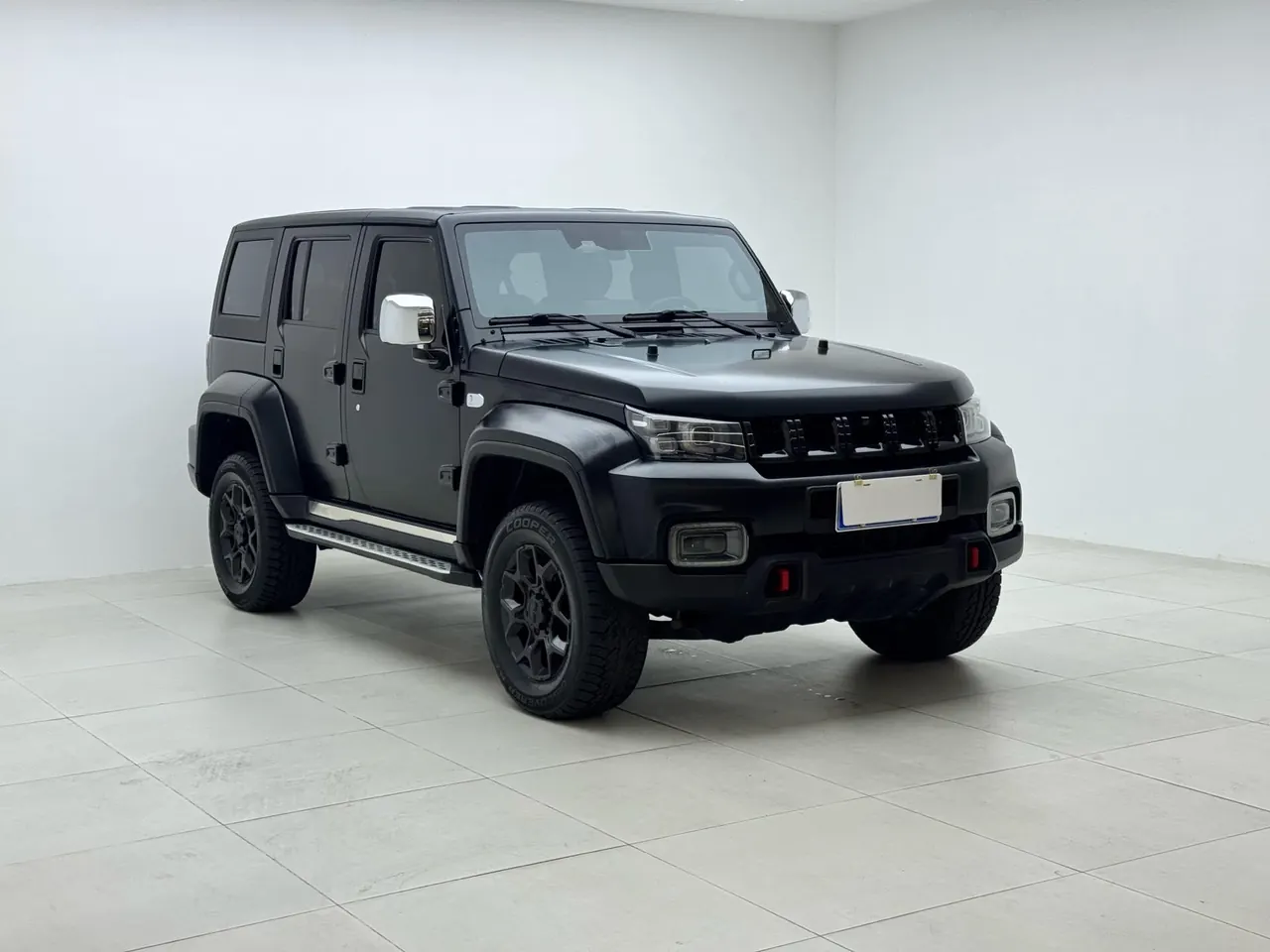 Beijing 2023 BJ40 2.0D Four-wheel Drive Blade Hero Edition Chivalrous Automatic Gear 3