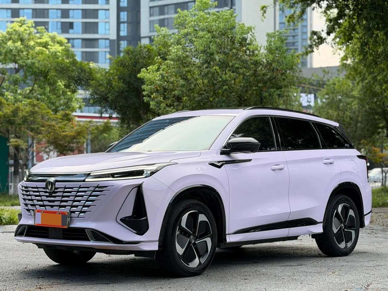 Open image lightbox: ChangAn 2023 CS75 PLUS iDD 1.5T Three Clutch Smart Collar Automatic