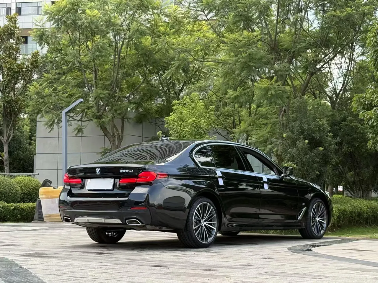 BMW 5 Series 2022 530Li 2.0T Leading M Sports Suit Automatic Gear 7
